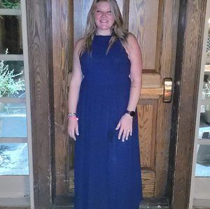 Meet your Posher, Abbey